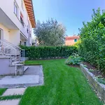 Apartamento La Maison Fleurie Desenzano del Garda