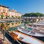 La Maison Fleurie Apartamento Desenzano del Garda