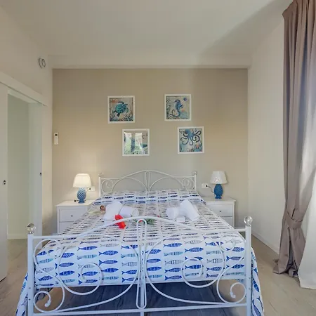 Апартаменты La Maison Fleurie
